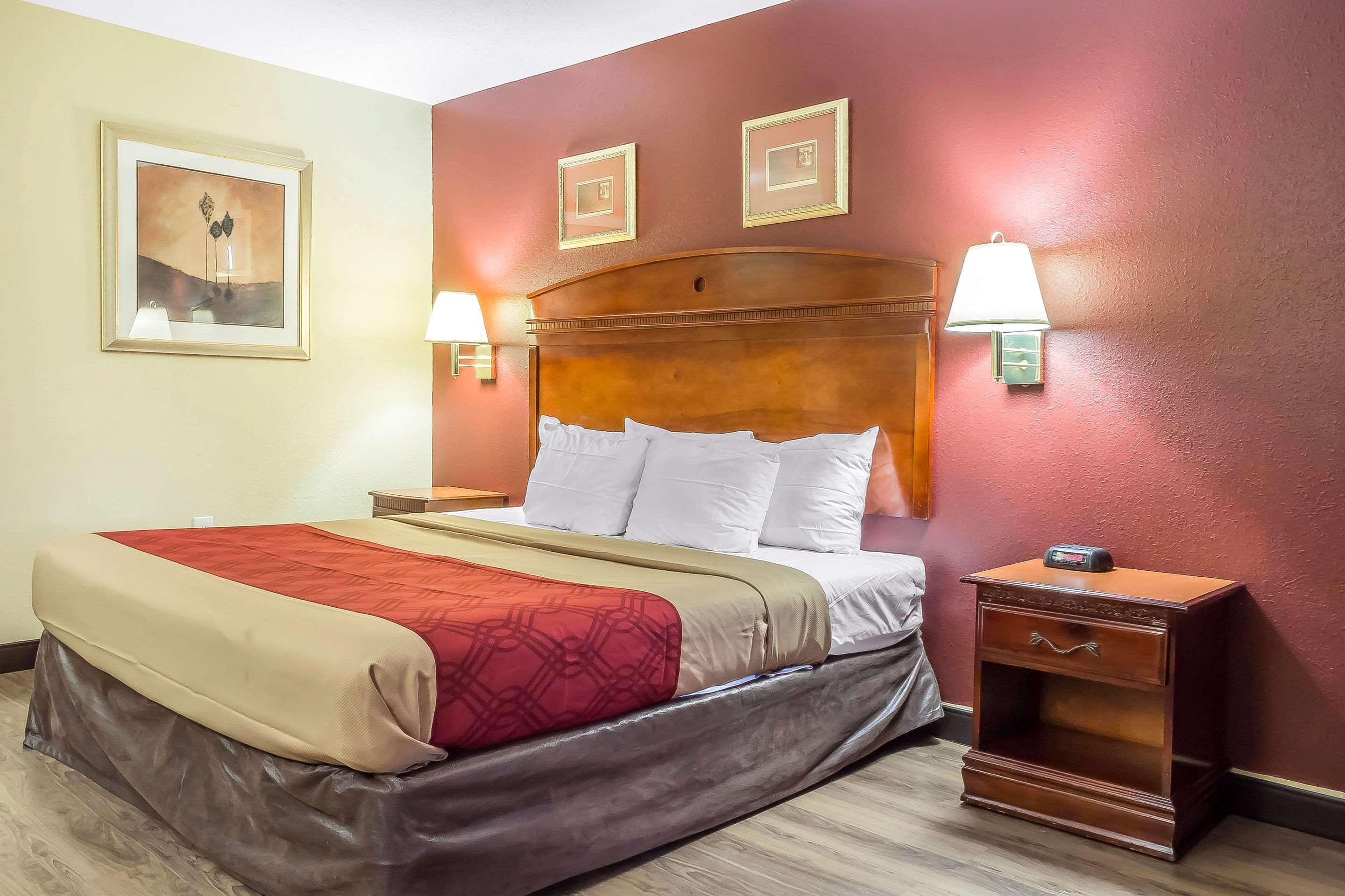 Red Carpet Inn Philadelphia Airport Lester Bagian luar foto