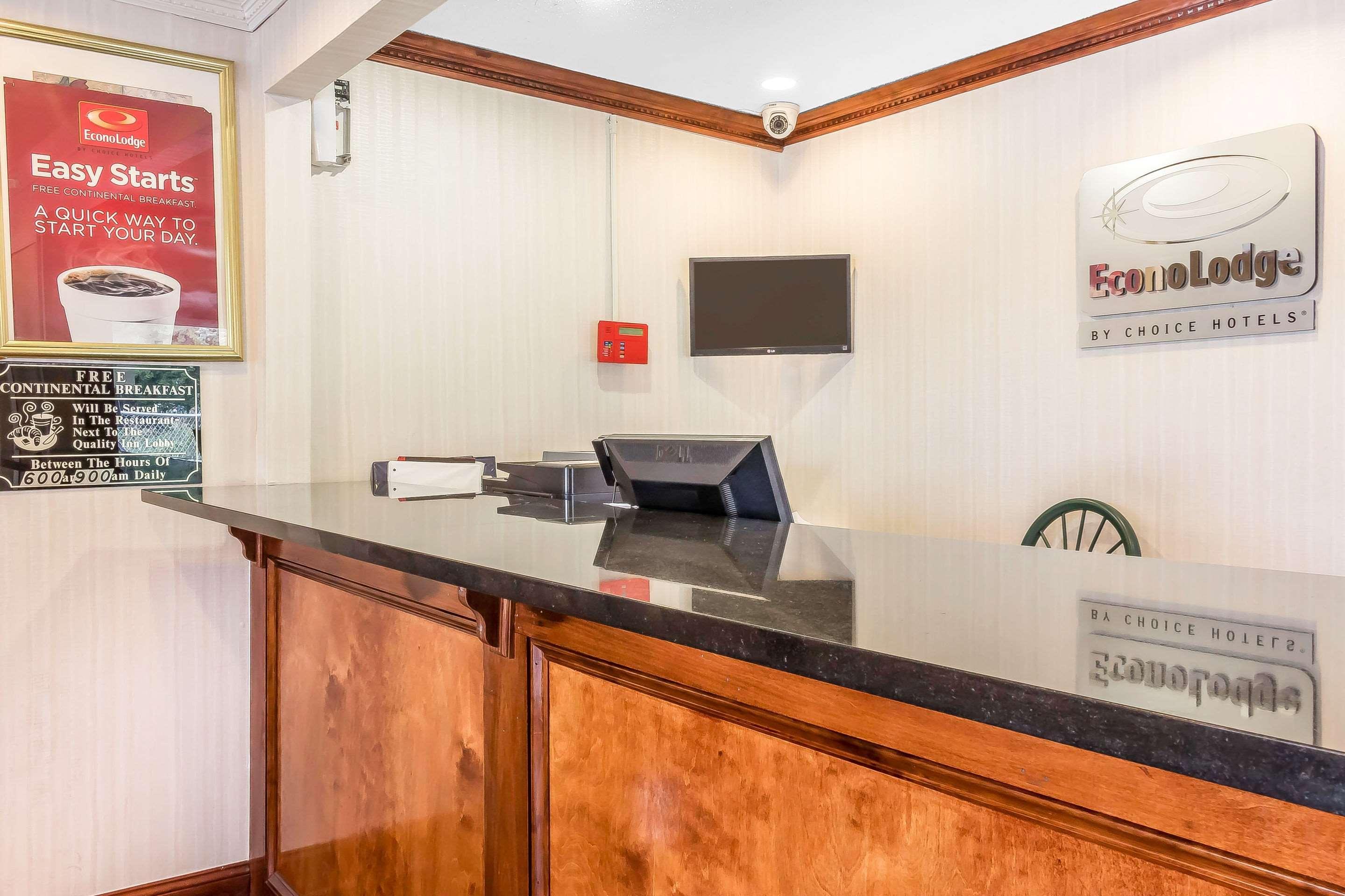 Red Carpet Inn Philadelphia Airport Lester Bagian luar foto